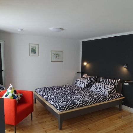 Apartment Rhein Main Hochheim am Main Quarto foto